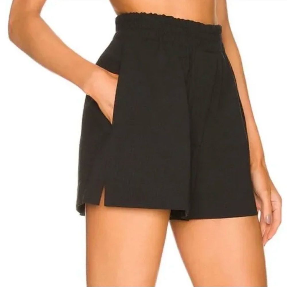 Smythe Boxer Short Black Textured Fabric Side Pockets Side Slits Size Small